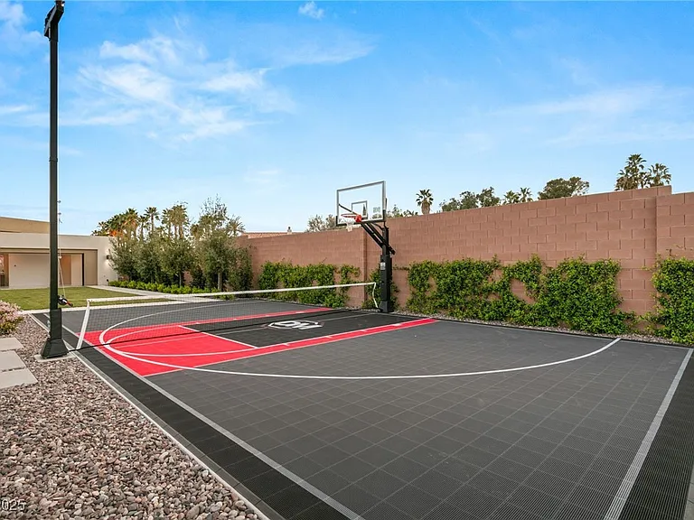 7385 Heron Canyon Ct — Photo 46