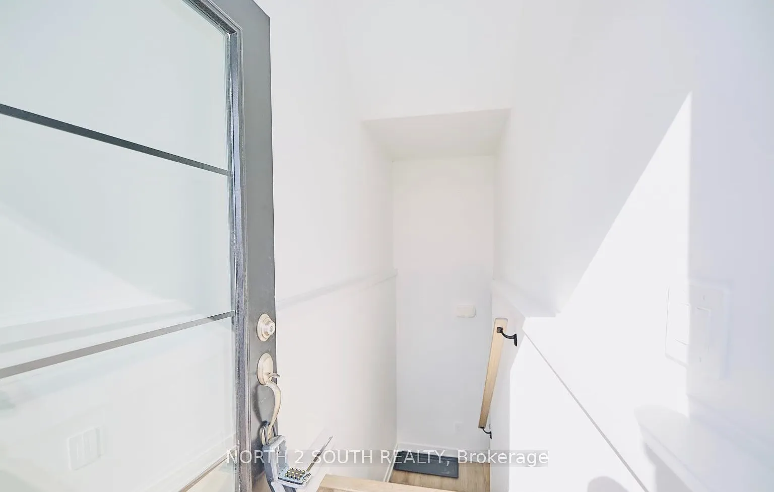 2 bed, $2,100 — Photo 3