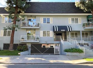 10926 Huston St., North Hollywood, CA 91601
