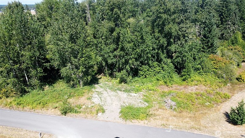 2nd image of 3009 342nd Street Ct S
