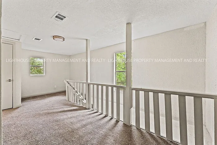 1417 W 31st St — Photo 7