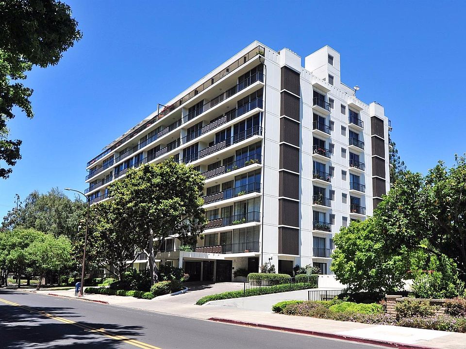 1st image of 1330 University Dr APT 38