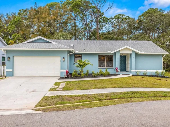 2216 Cork Oak St W, Sarasota, FL 34232