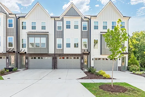 2115 Opulent Oaks Ln Photo 1