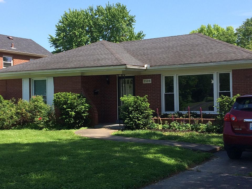 1st image of 2528 Wendell Ave