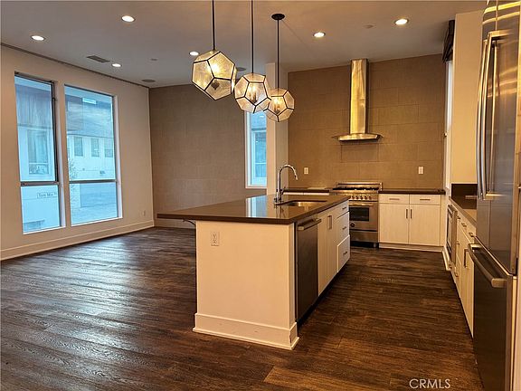 3rd image of 2205 Tom Mix Rd