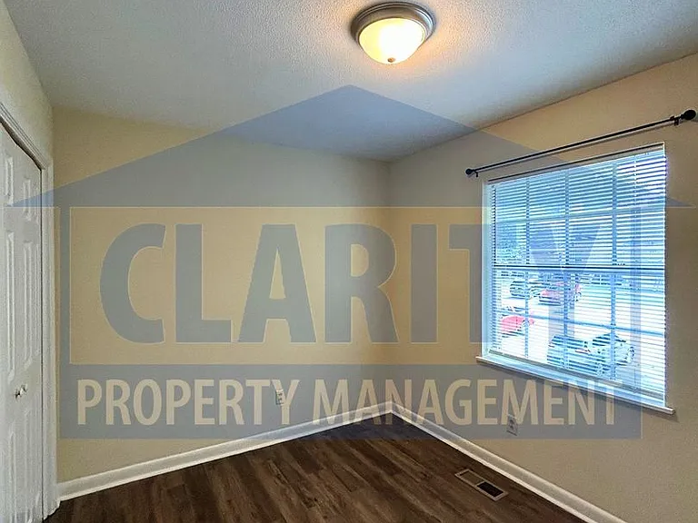 322 20th St NE — Photo 14