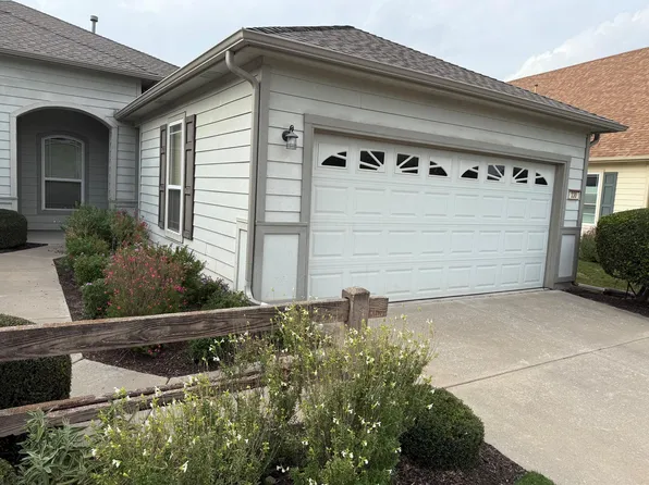 330 Portsmouth Dr, Georgetown, TX 78633