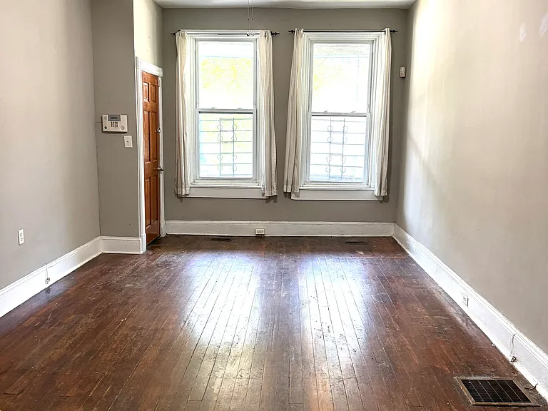 3103 N Calvert St — Photo 1