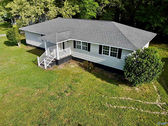 4th image of 623 Johnson Ave
