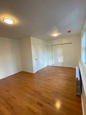 Rented by RA REALTY ASSOCIATES LLC | media 13