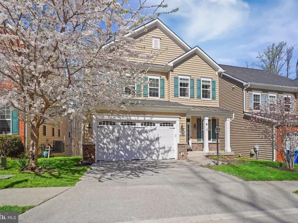 7303-A Hayfield Rd, Alexandria, VA 22315