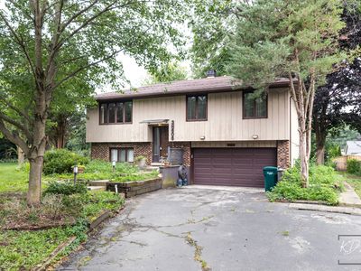 3N606 Locust Ave, West Chicago, IL, 60185