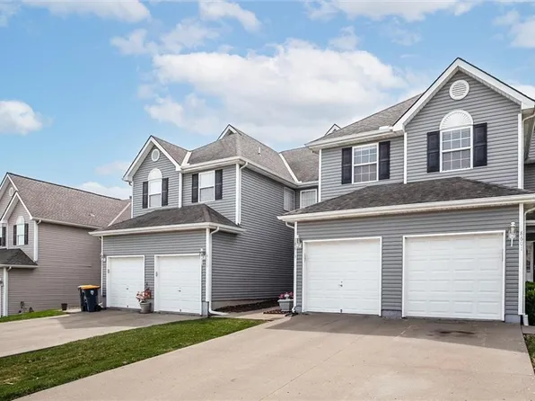 8603 NE 97th St, Kansas City, MO 64157
