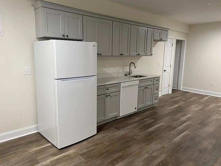 Holly Trace Ln — Photo 4