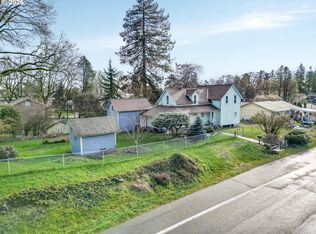 290 N 5th St, Saint Helens, OR