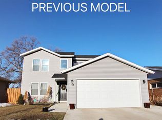 3210 15th St Nw, minot, ND 58701