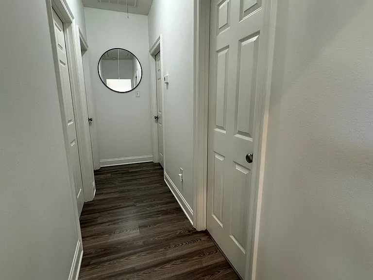 9507 Thayer Ave — Photo 7