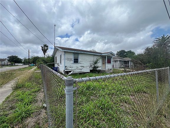 4th image of 919 S Brownlee Blvd