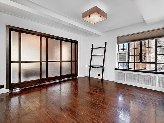 4th image of 10 Park Ave #12K