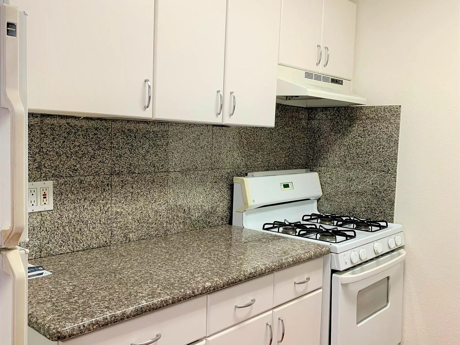 2 bed, $2,550 — Photo 4