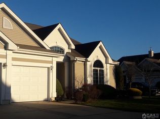 18 Wellington Pl, Monroe Township, NJ