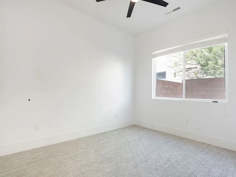 169 E Terrace Ln — Photo 29