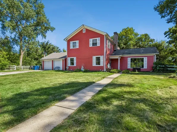 15595 W Town Line Rd, Libertyville, IL 60048