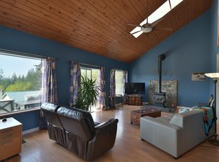 2010 Ranch Rd, Sunshine Coast, BC V0N2W5