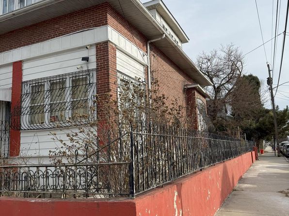 3150 River Rd, Camden, NJ 08105