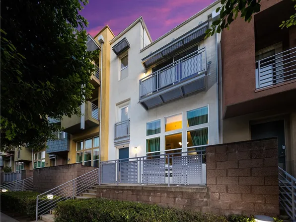 506 E Jeanette Ln, Santa Ana, CA 92705