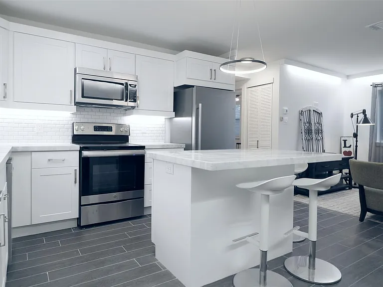 412 Pacific St #7E — Photo 2