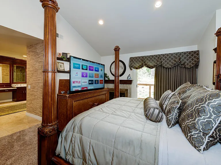25871 Hitching Rail Rd — Photo 46