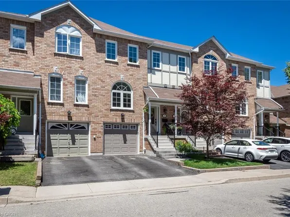 2350 Britannia Rd W #46, Mississauga, ON L5M 6A7