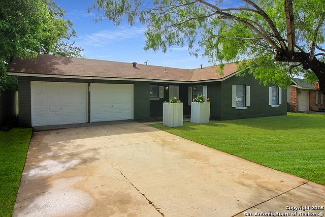 1st image of 2902 Darwin Dr
