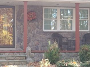 1354 Madison Ave, Pocono Summit, PA 18346