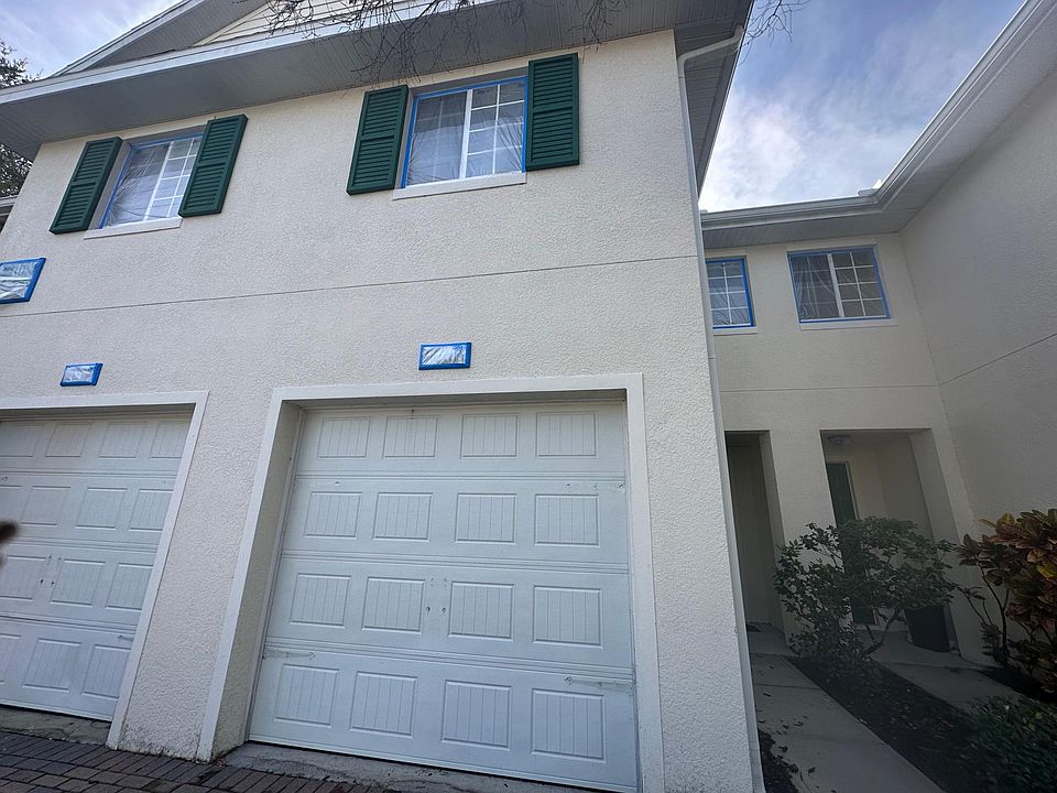 1st image of 10661 Regent Square Dr