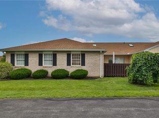 5806 Burning Tree Ln, Macungie, PA 18062