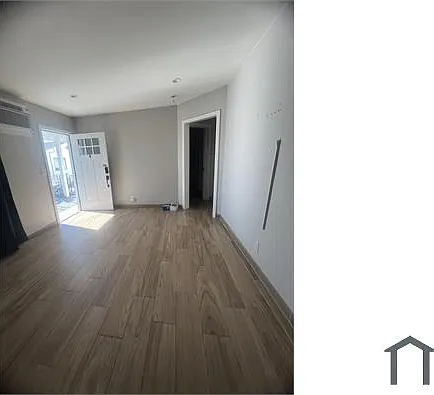 6909 Fulton Ave #4 — Photo 6