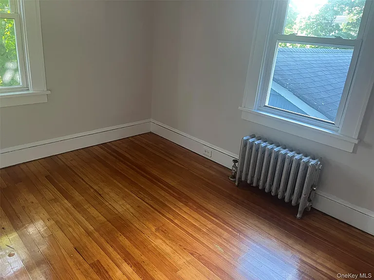 69 Hunt Ave — Photo 8