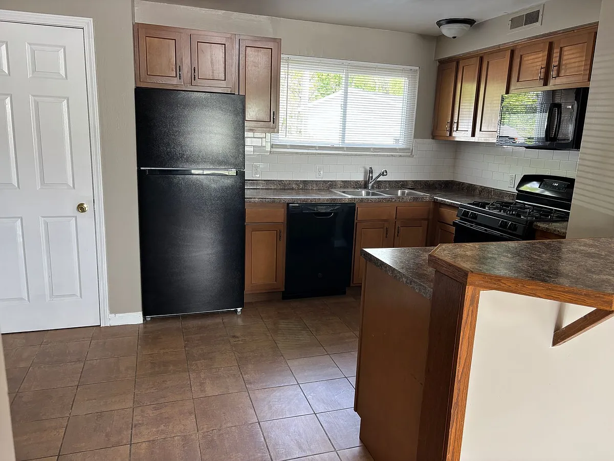 Building Photo - 4711 Northcrest