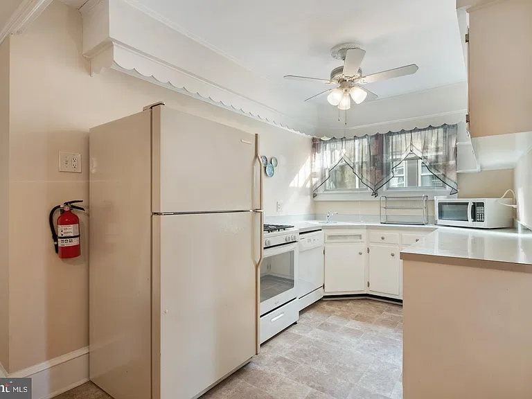 409 N Haddon Ave — Photo 9