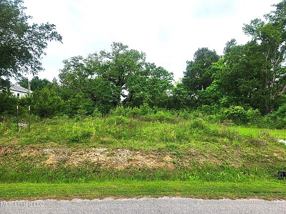 5th image of Hillcrest St Lot 4&5