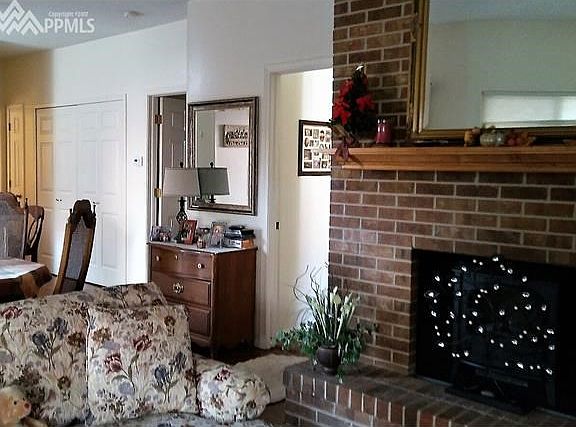 Front Wall to Kitchen (Wall Added - No longer back of cabinets)