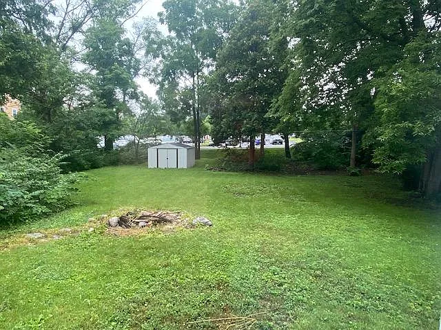 3 bed, 1940 sqft, $2,475 — Photo 2