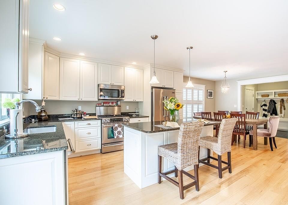 1st image of 37 Ashland St #B