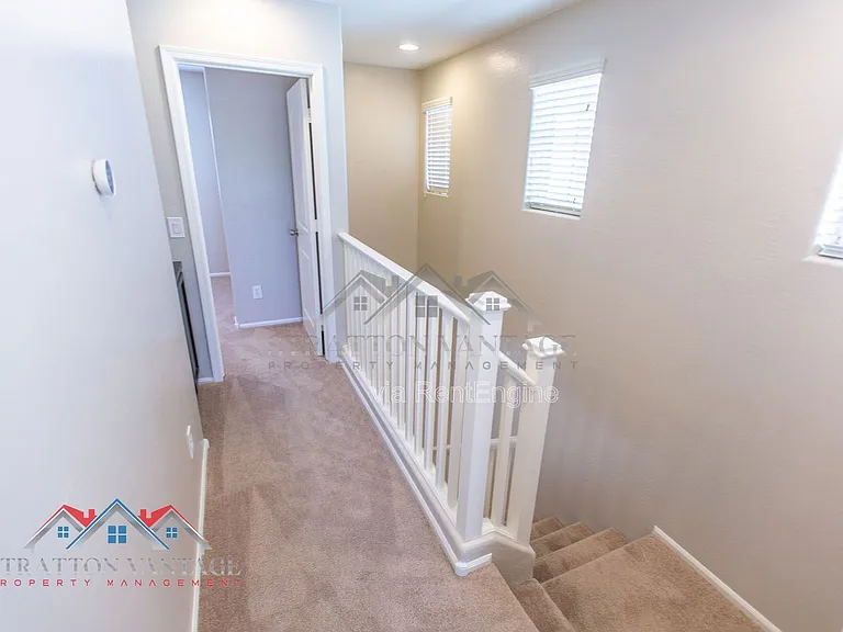 2218 N 77th Dr — Photo 31