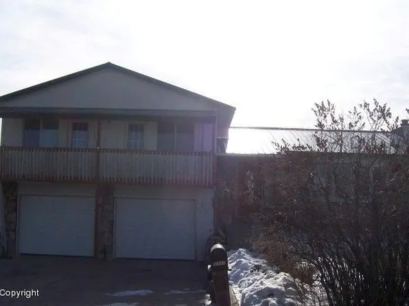 3307 Crestline Cir, Gillette, WY 82716