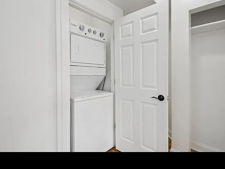 3849 W Ainslie St #1 — Photo 9
