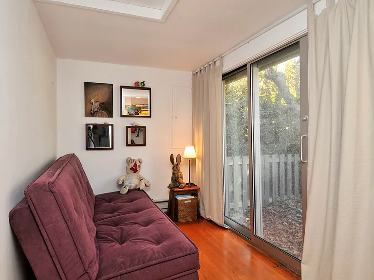 91 Louse Point Rd — Photo 13